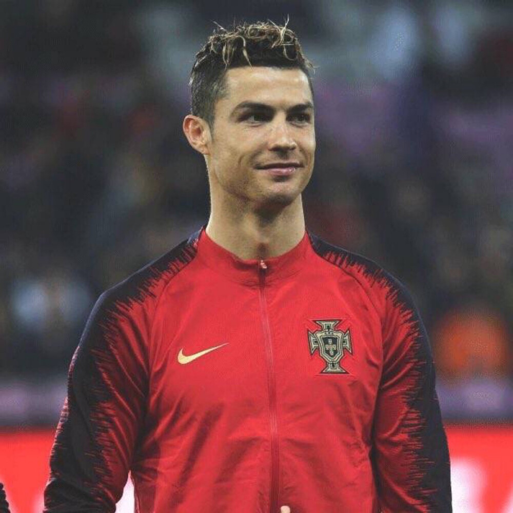 队协作下成 队协作下成